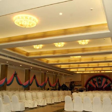 Hotel Royal Panna Shahjahanpur 外观 照片