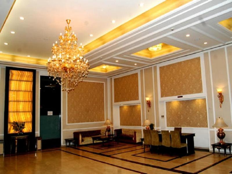 Hotel Royal Panna Shahjahanpur 外观 照片