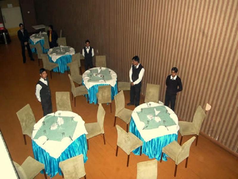 Hotel Royal Panna Shahjahanpur 外观 照片