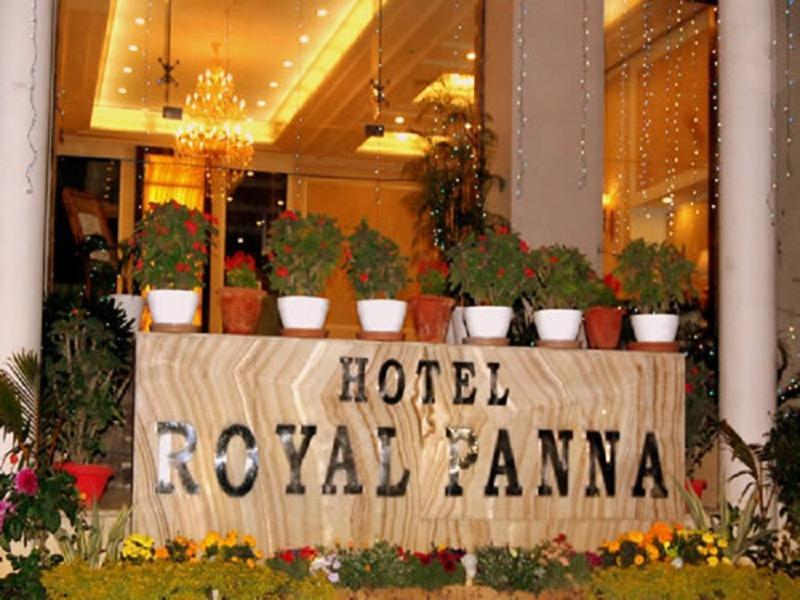 Hotel Royal Panna Shahjahanpur 外观 照片